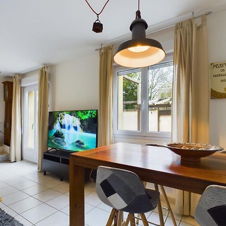 Maison Cosy - Jardin Privatif - Proche Magasin D'Usine ポン・サント・メリー エクステリア 写真