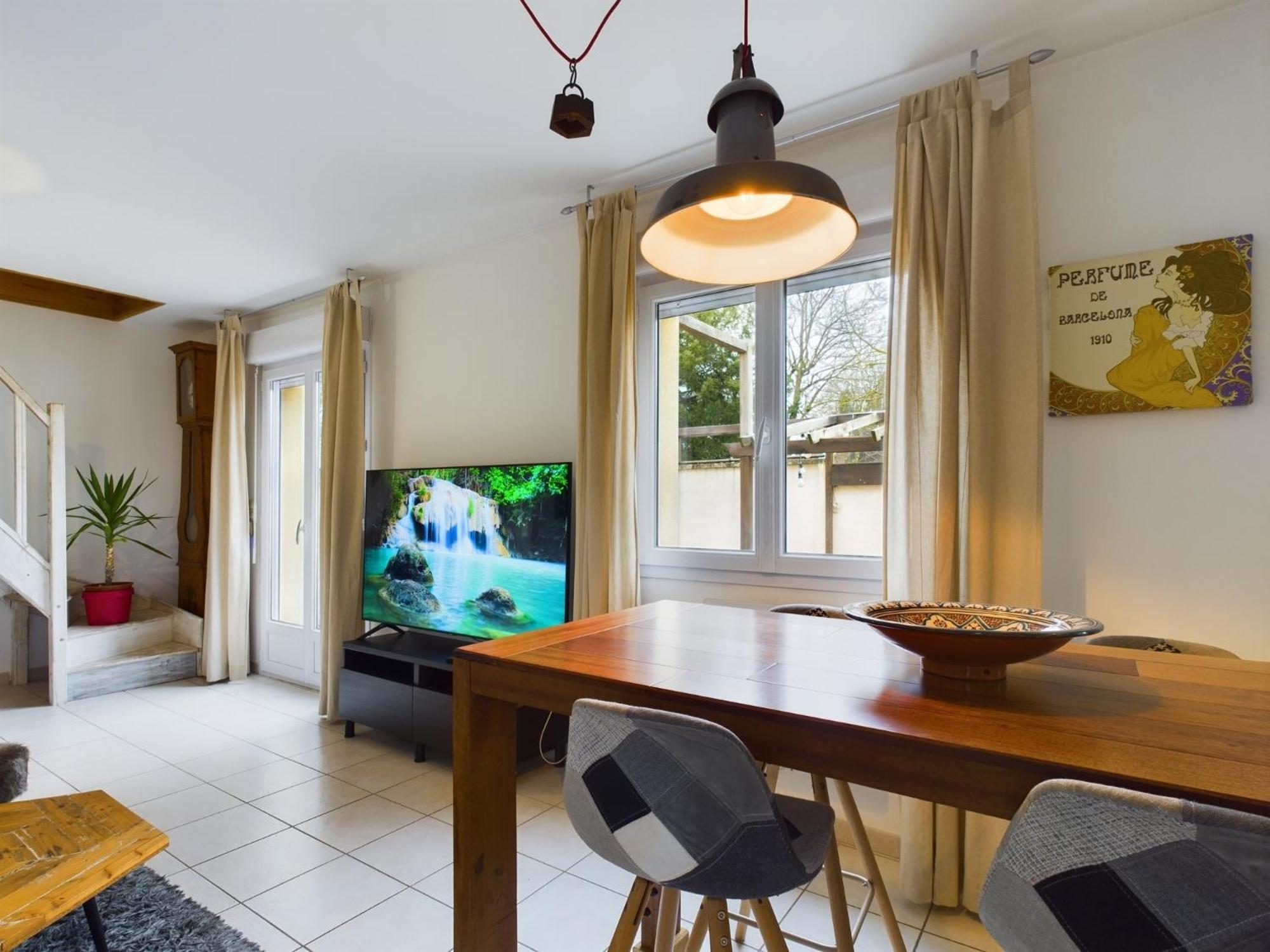 Maison Cosy - Jardin Privatif - Proche Magasin D'Usine ポン・サント・メリー エクステリア 写真